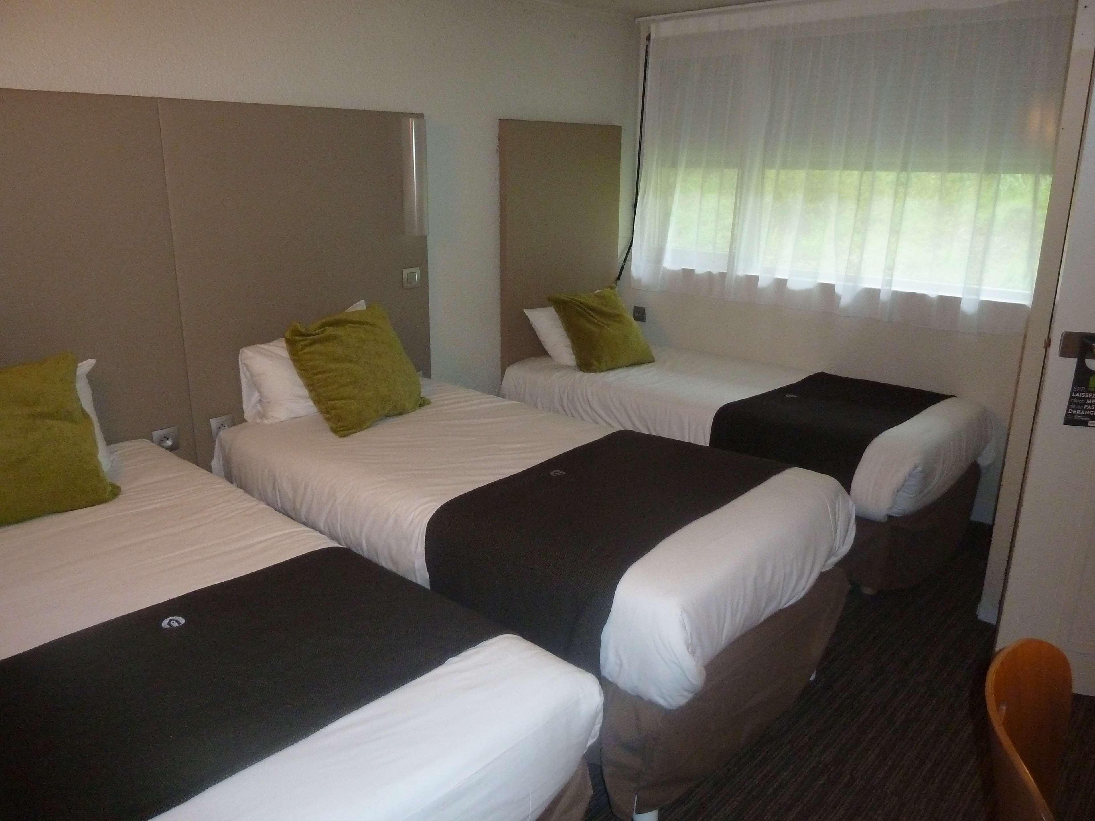 Hotel Campanile Est 3*