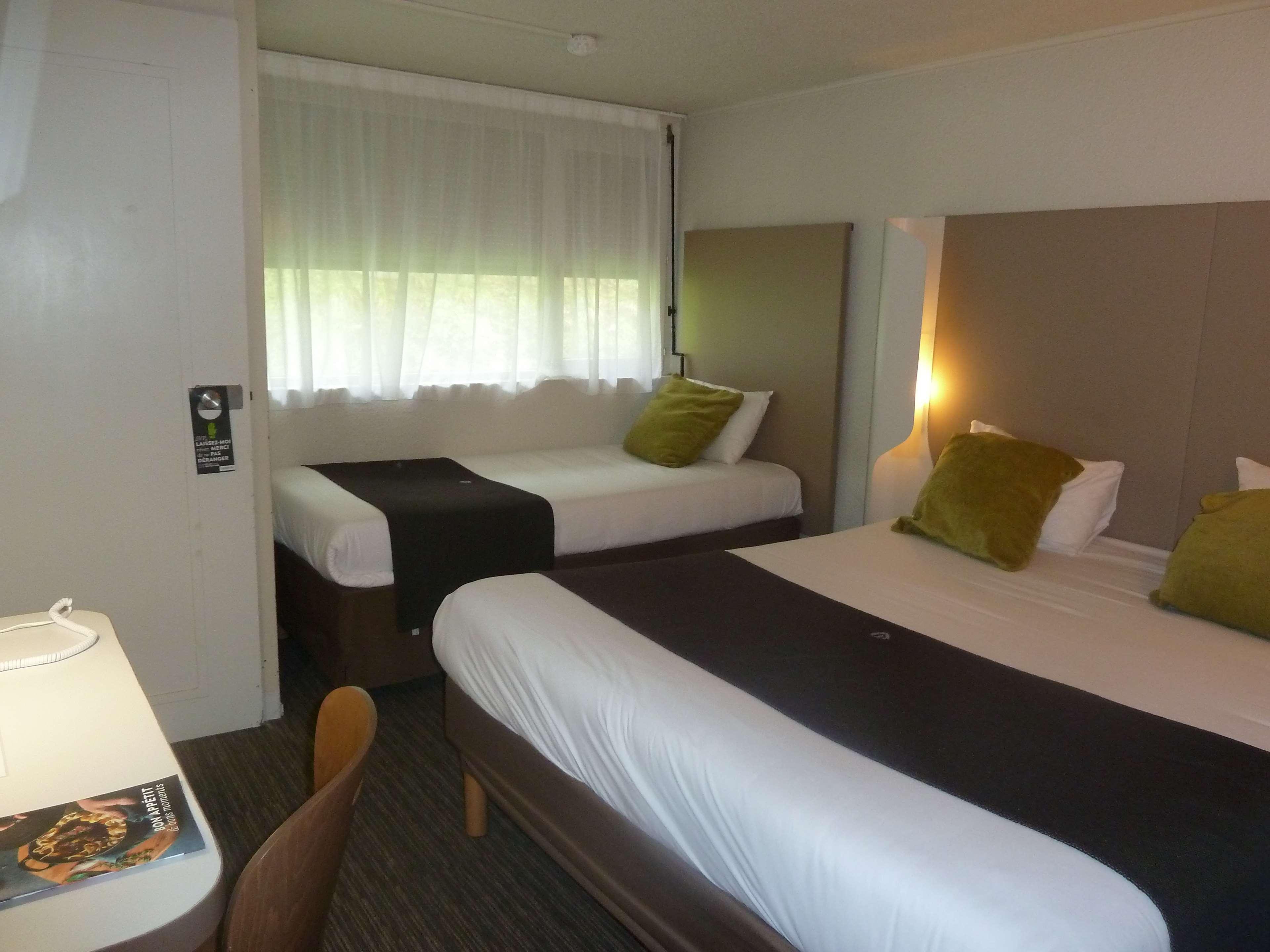 Hotel Campanile Est