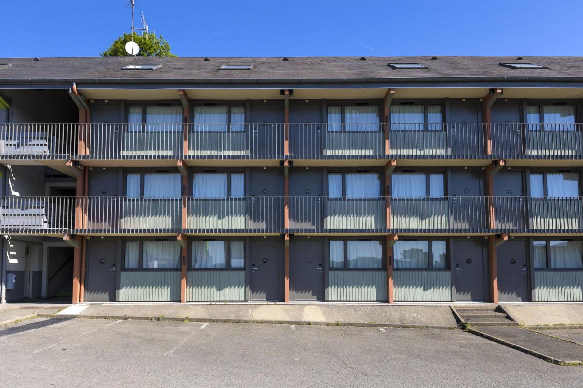 Hotel Campanile Est 3*